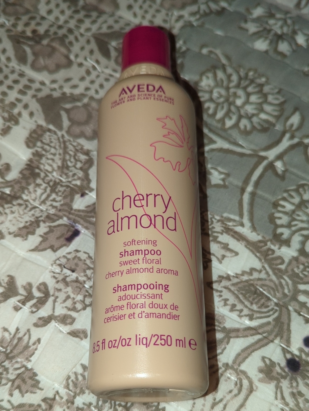 AVEDA Cherry Almond Softening Shampoo - Pink & Cream